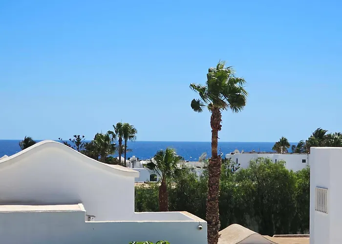 Marisa, Modern 3 Bed With Ac & Wifi Puerto del Carmen (Lanzarote)
