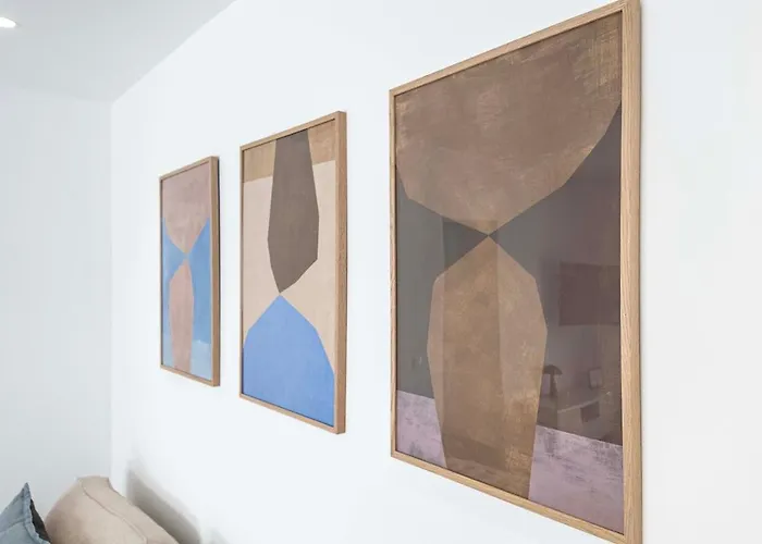 Marisa, Modern 3 Bed With Ac & Wifi *