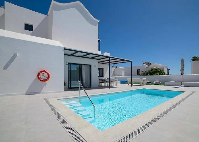 Marisa, Modern 3 Bed With Ac & Wifi 别墅