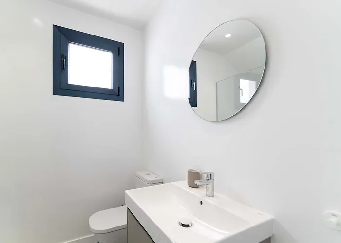 Marisa, Modern 3 Bed With Ac & Wifi * 卡门港