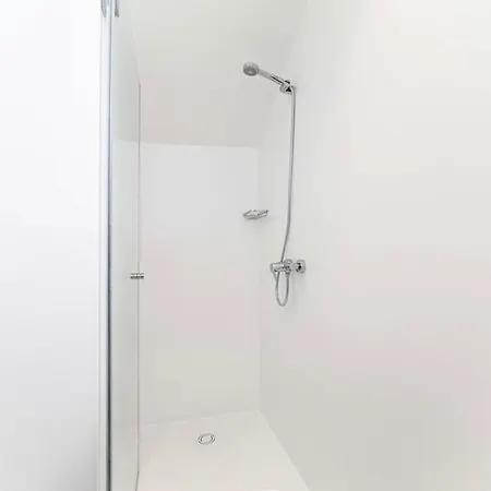 빌라 Marisa, Modern 3 Bed With Ac & Wifi