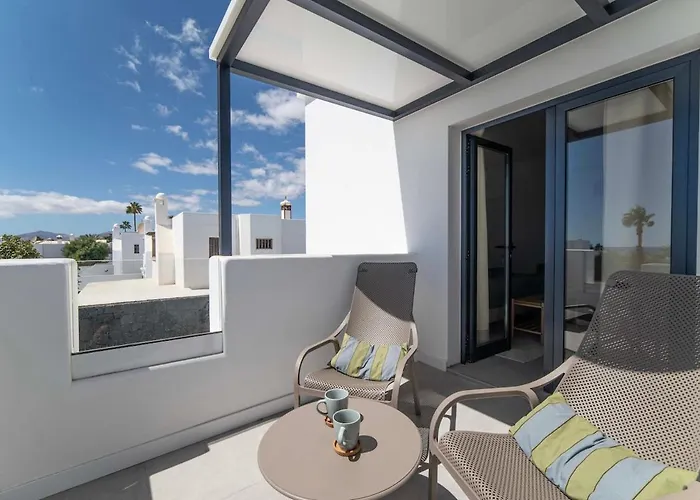 Marisa, Modern 3 Bed With Ac & Wifi